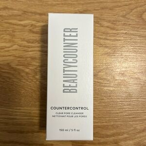 NWT- Beautycounter Countercontrol clear pore cleanser